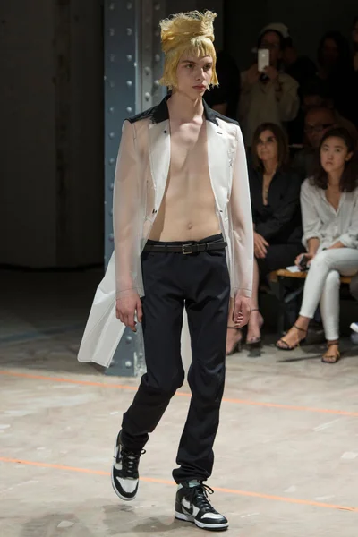 Look 2